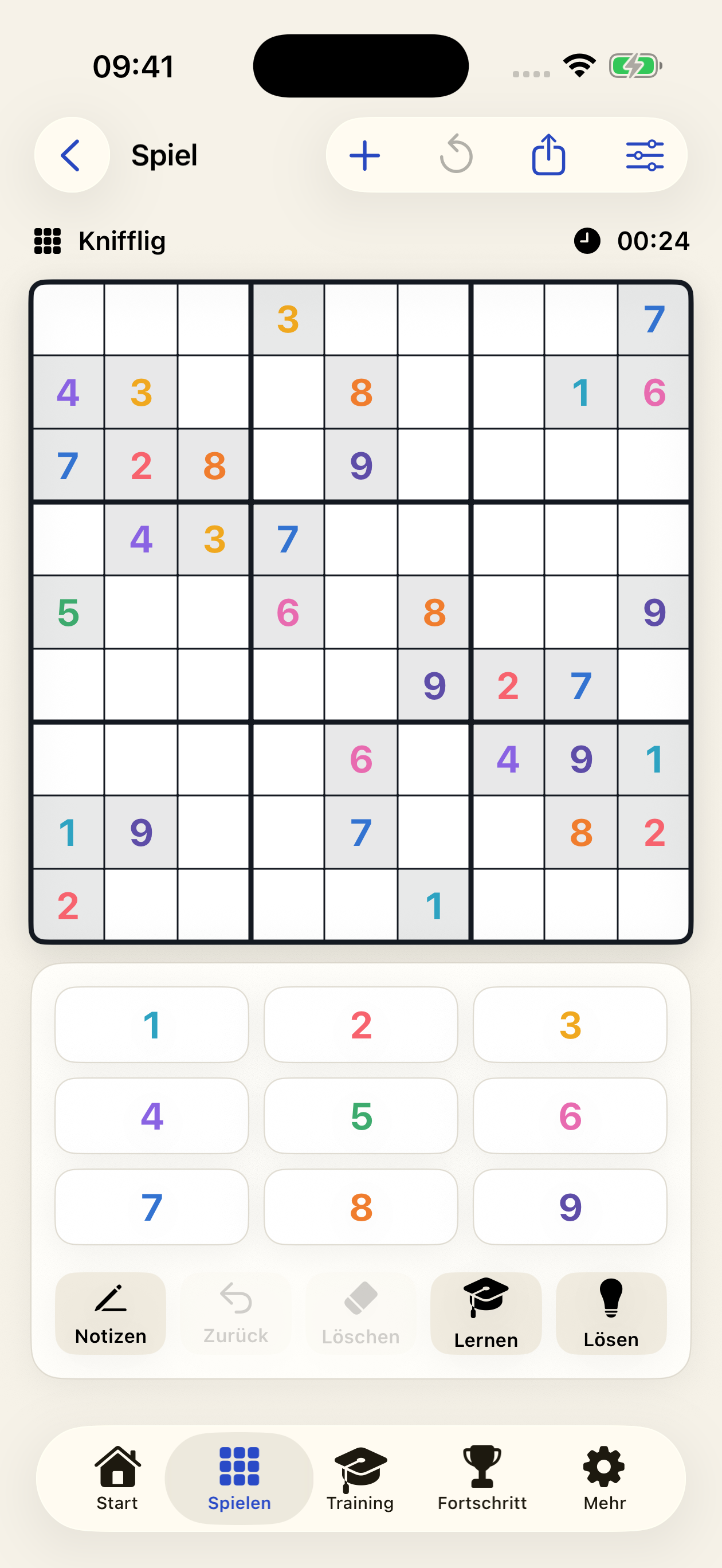 Kompletter ASudoku-Spielbildschirm mit bunten Zahlen, Eingabefeld und Navigation