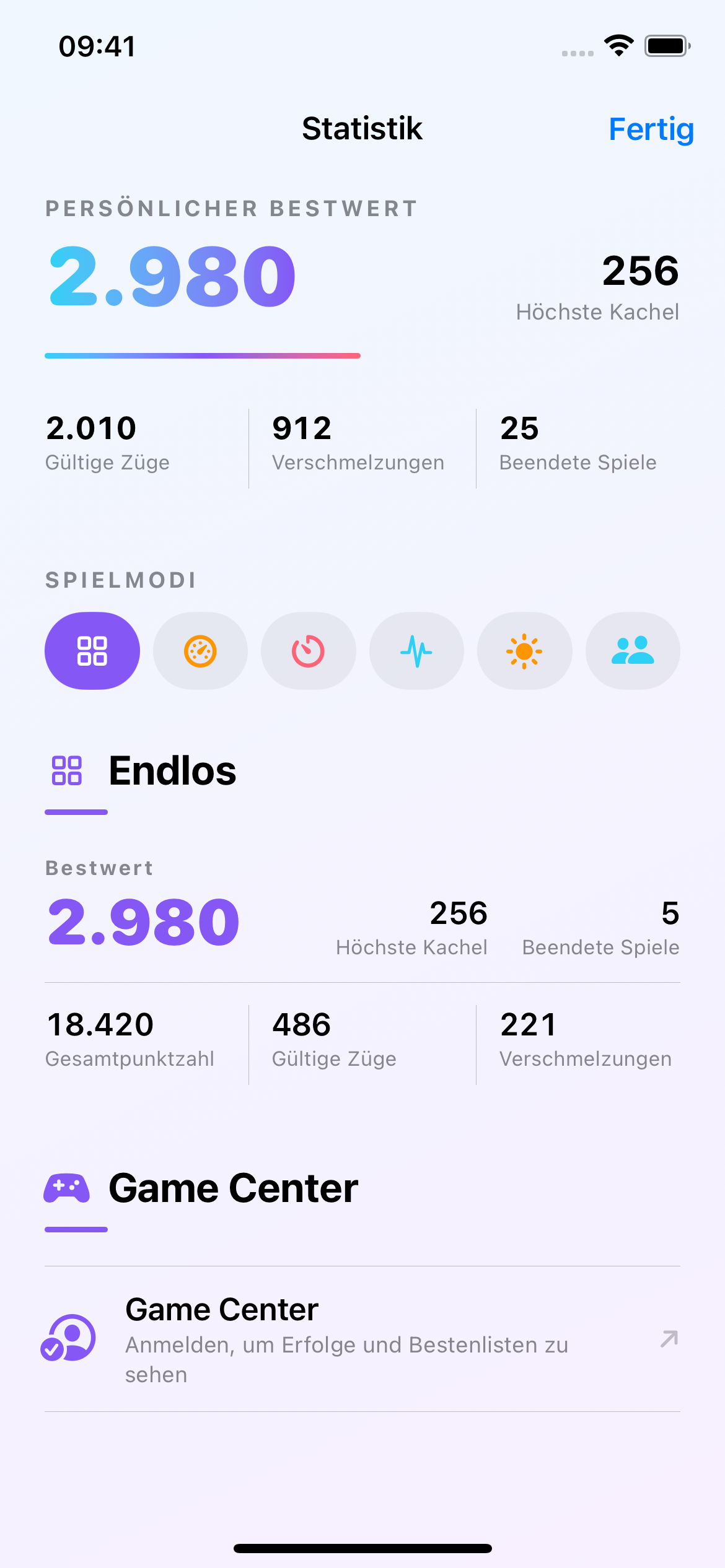 Statistik mit persönlichem Bestwert, höchster Kachel und gesonderten Werten für den Endlosmodus